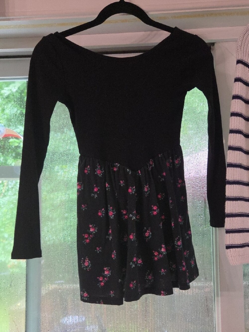 Girls Bundle Of Dresses- Size 7/8 - Picture 3 of 7